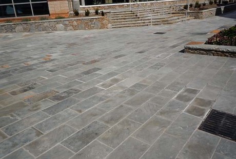 Gray Natural Cleft Flooring - Silvara Stone